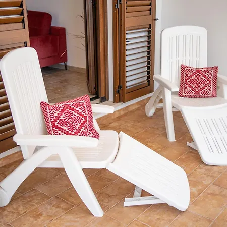Nella Apartamento *
